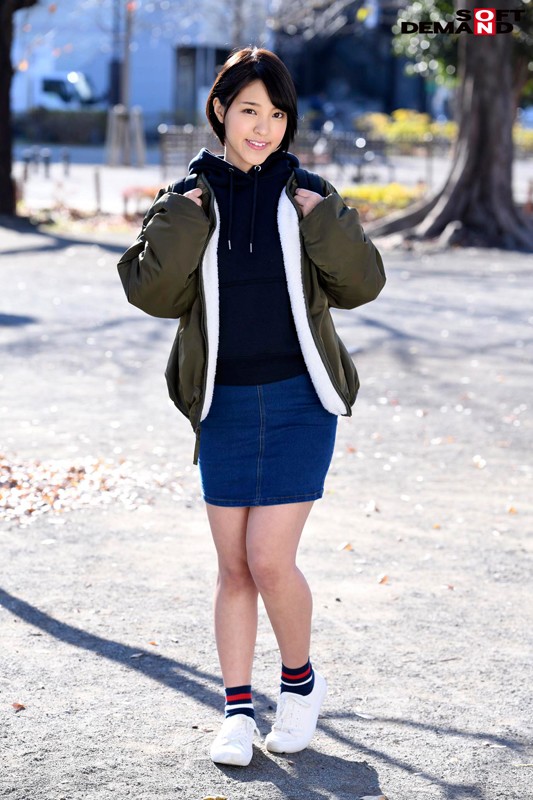 「さらに可愛くなって彼氏に会いませんか？」と遠距離恋愛中の女の子に魅力的な言葉をかけ、性感ストレッチエステでミラー越しの彼氏にイキ潮をぶっかけ！ マジックミラー号││ハイビジョン│1sdmm00013